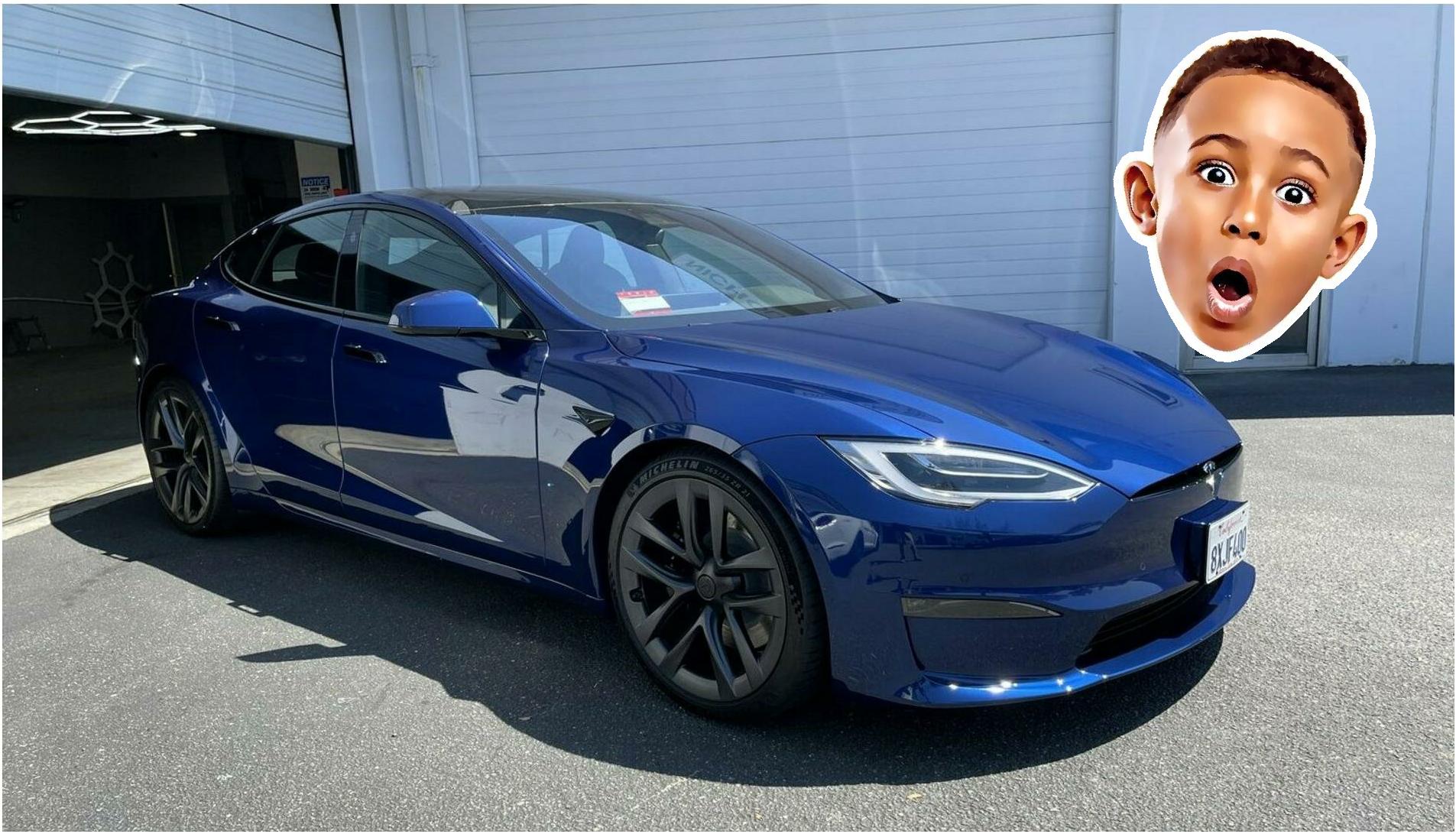 PLAID S IN BLUE OH WOW STICKER