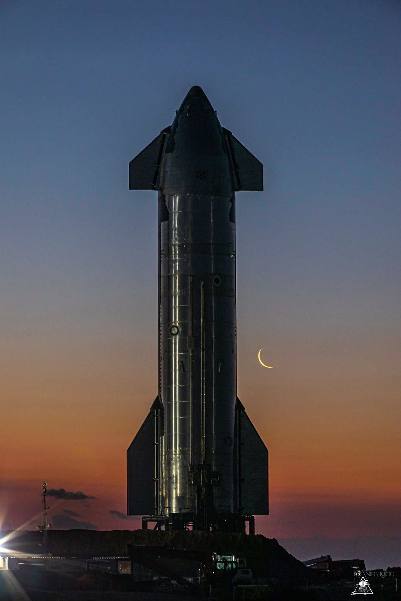 SPACEX STARSHIP AT SUNSET WITH MOON STICKER