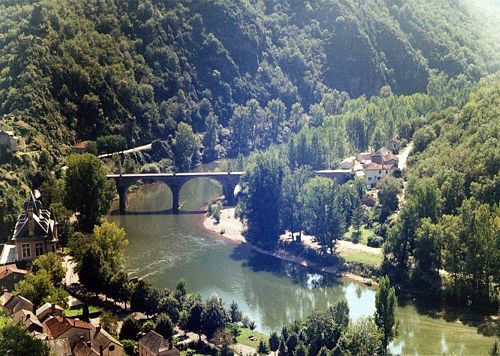 Buildings and Bridges Wall Decals 82